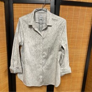 Chico’s size 2 shirt